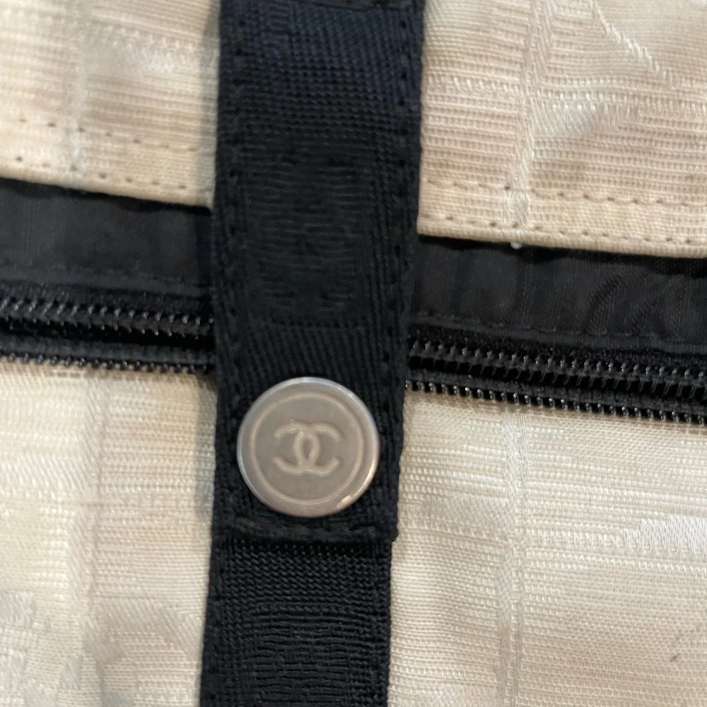 Stunning  large chanel‎ bag